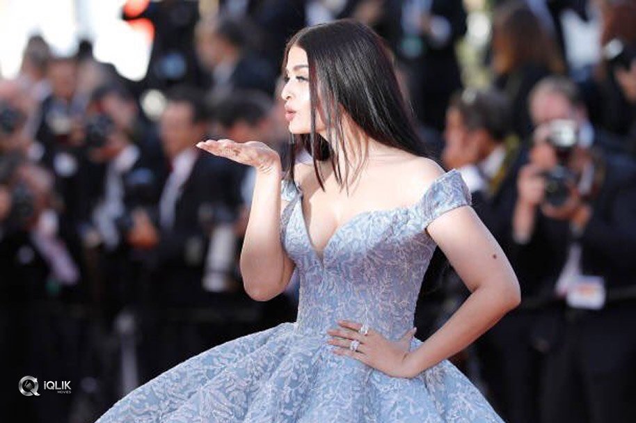 Aishwarya-Rai-At-Cannes-Festival